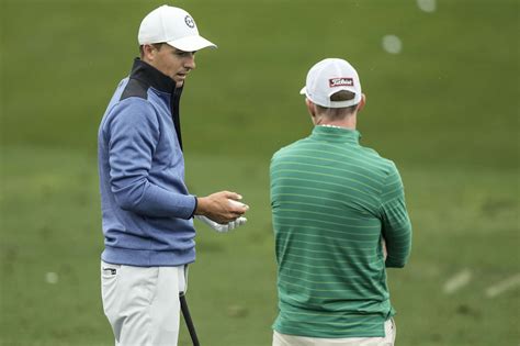 Spieth returns to Augusta in search of another green jacket